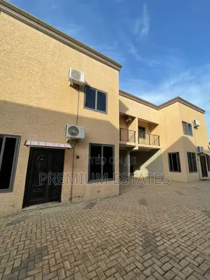 3bdrm Townhouse/Terrace in Lake Side Estate for sale