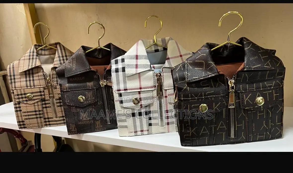 Women’S Unique Shape Crossbody Bag.