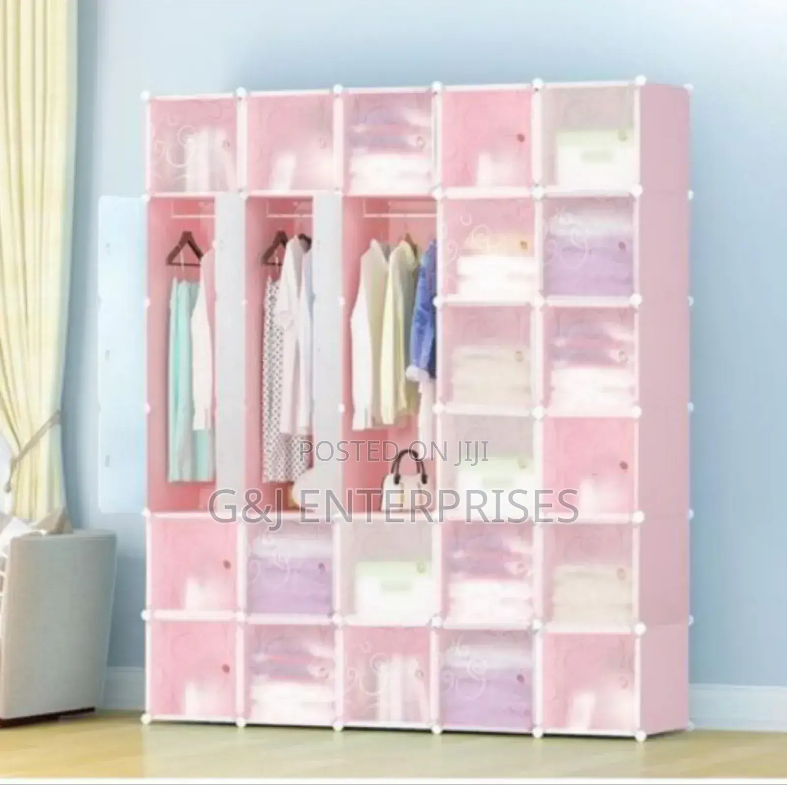 30 Cubes Wardrobes