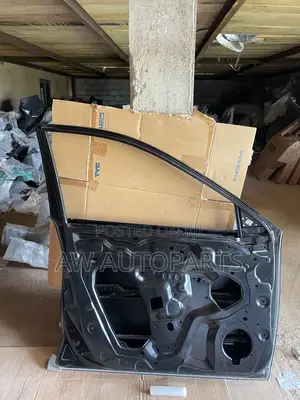 Nissan Rogue 2014-2018 Front Door
