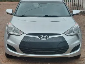 Hyundai Veloster 3dr Hatchback w/Black Interior (1.6L 4cyl 6AM) 2015