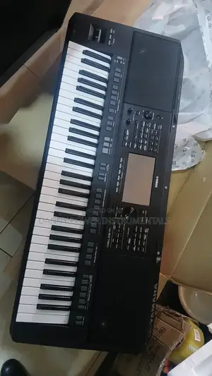 Yamaha Keyboard Sx720
