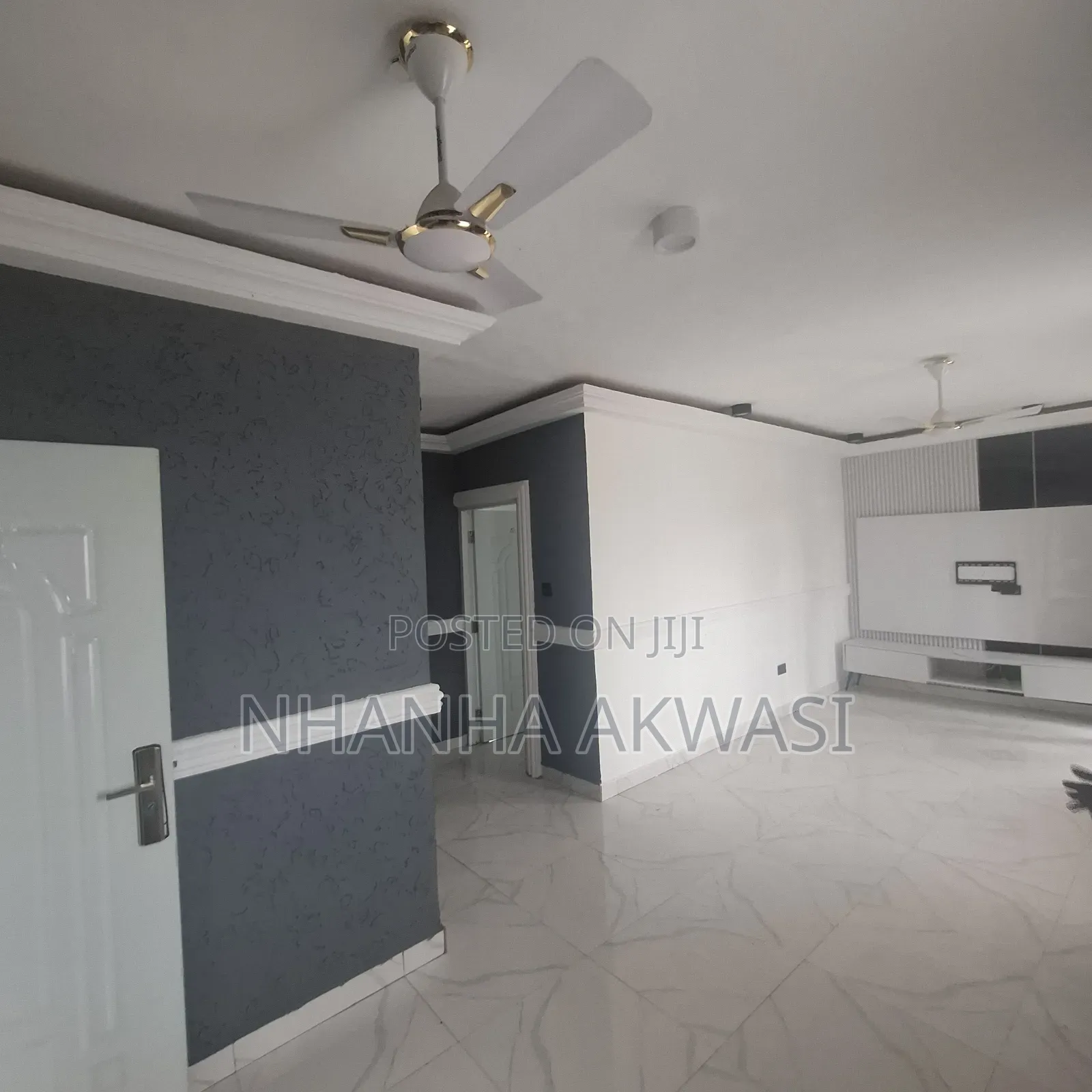 2bdrm Apartment in Lashibi Drc, Sakumono for rent
