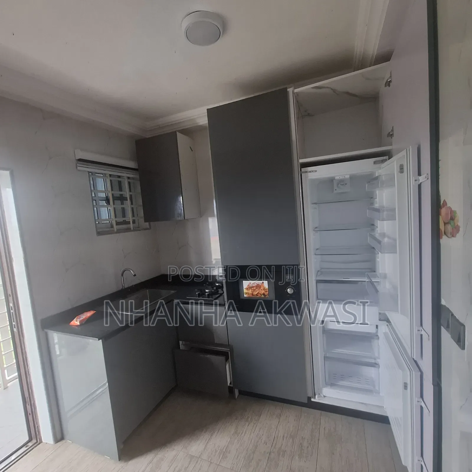 2bdrm Apartment in Lashibi Drc, Sakumono for rent