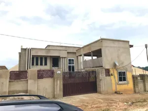 4bdrm House in Bokankyi, Kumasi Metropolitan for sale