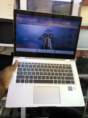 Laptop HP EliteBook 1030 8GB Intel Core I5 SSD 256GB