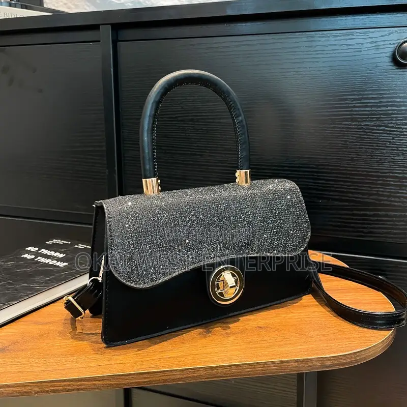Retro Fashionable Women's Bags