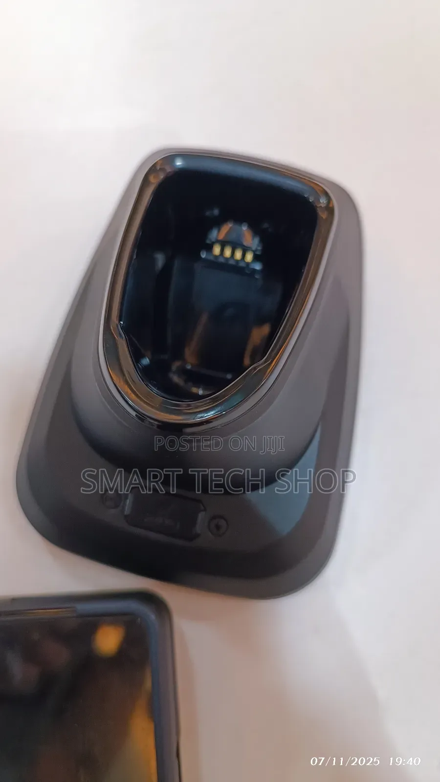 2d Handheld Wireless + Bluetooth Barcode Qr Code Scanner + Charge Base