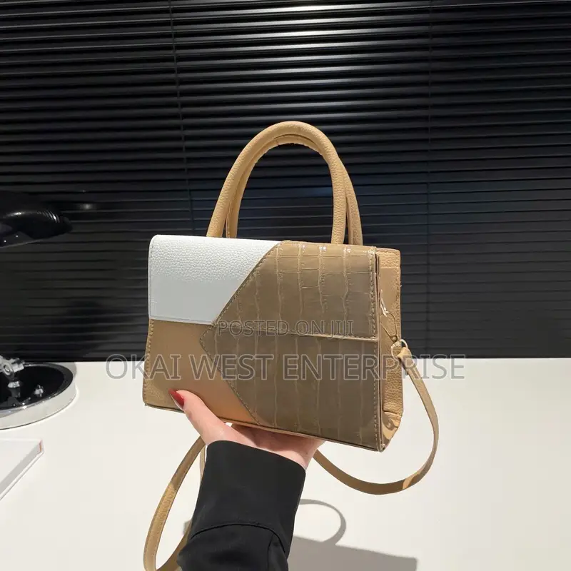 Large-Capacity Portable Shoulder Bags