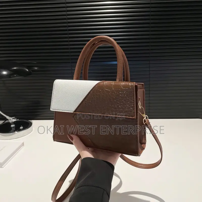 Large-Capacity Portable Shoulder Bags