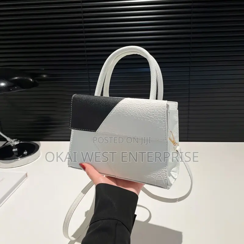 Large-Capacity Portable Shoulder Bags