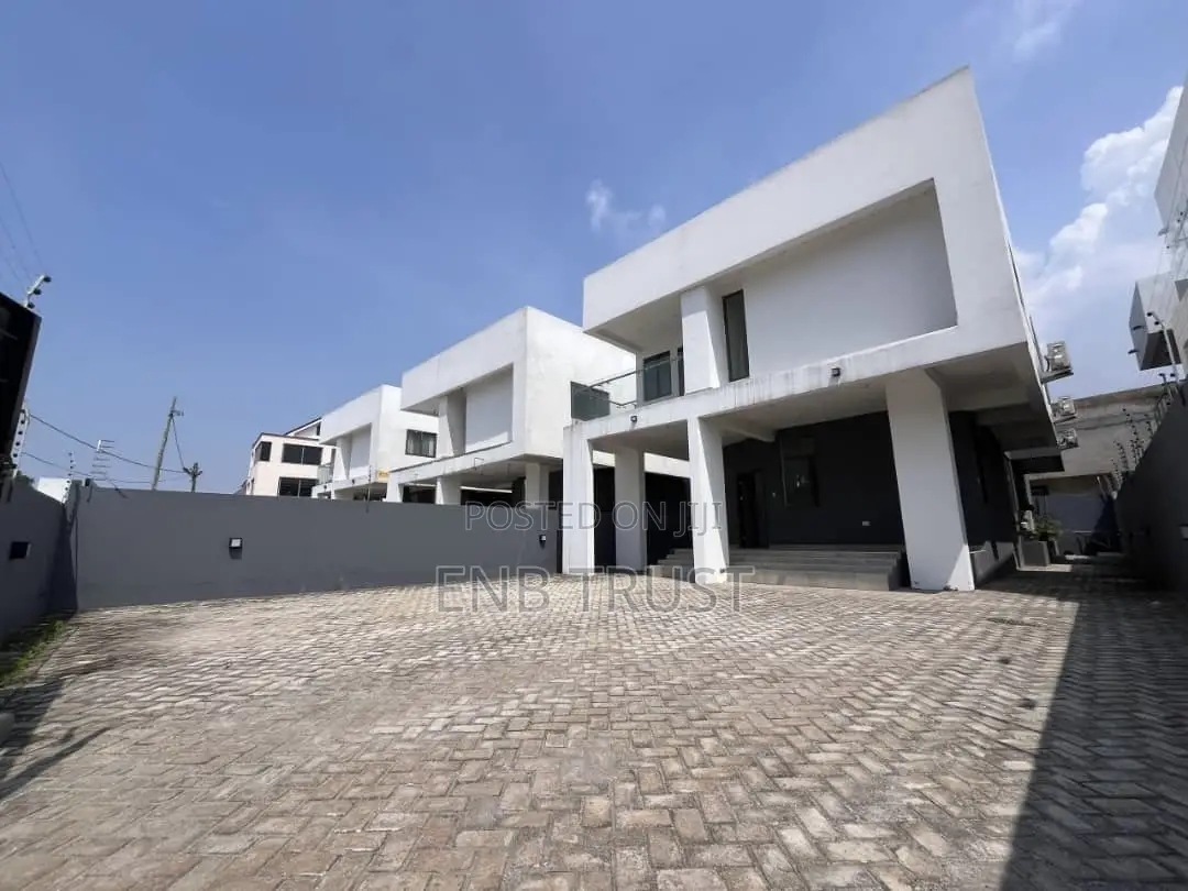 3bdrm Duplex in Adjriganor 69, Ability for rent
