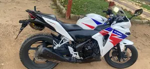 Honda CBR 2017 White