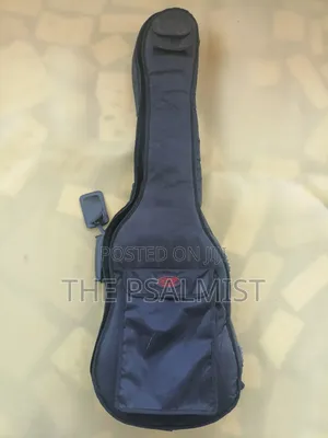 Xtreme Tb310 Stagg Suede Lining Padded Bass Guitar Bag