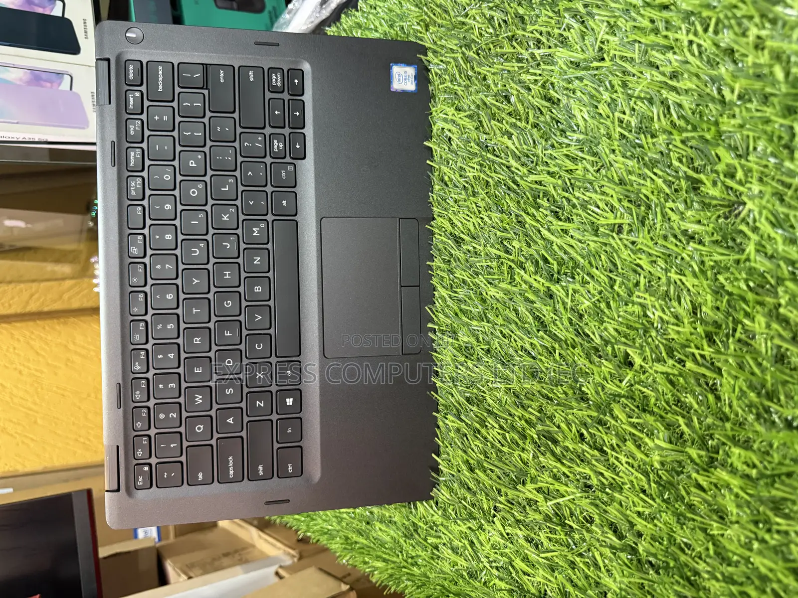 Laptop Dell Latitude 5300 16GB Intel Core I5 SSD 256GB