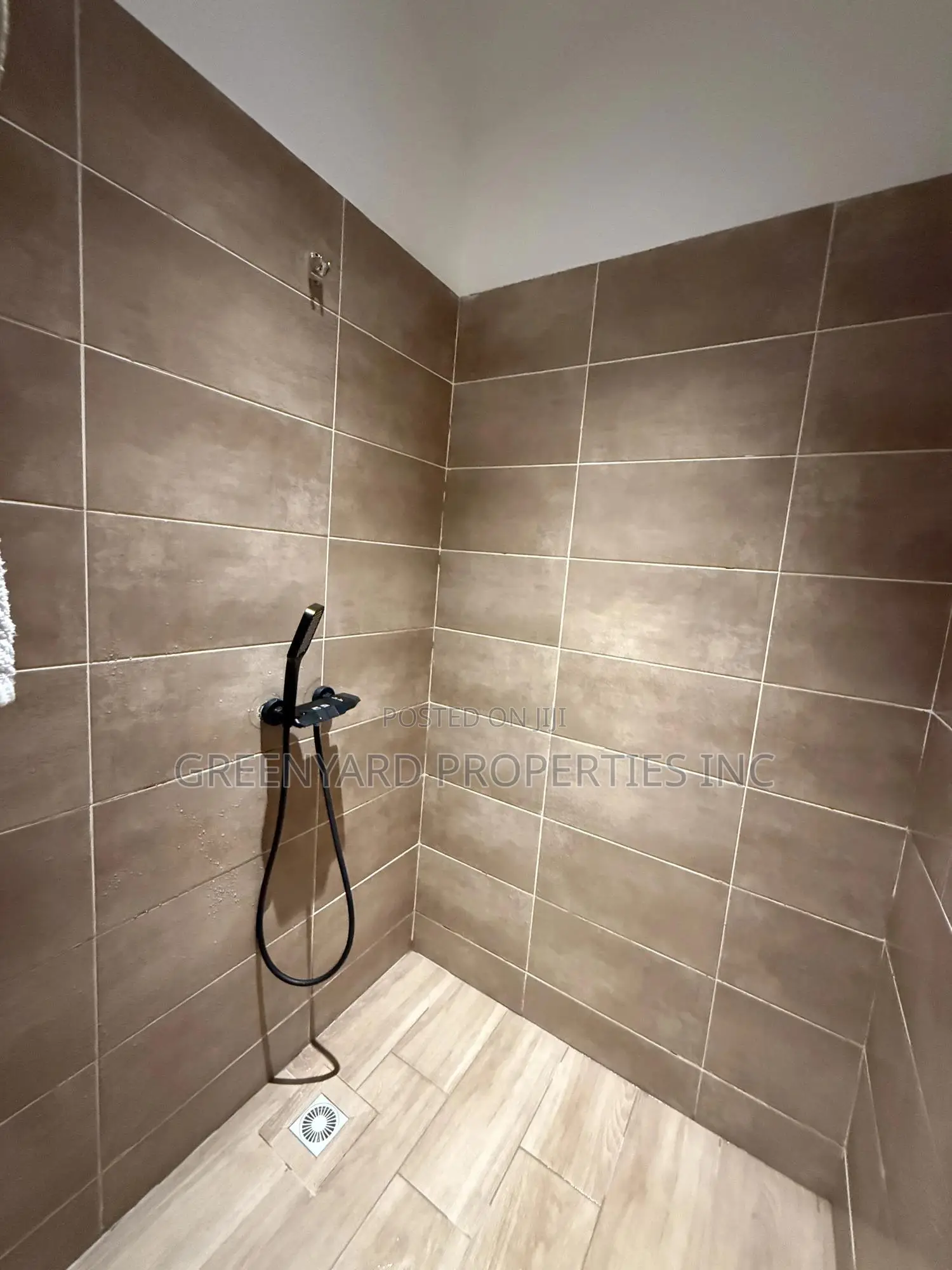 2bdrm Apartment in 3Rd Gate, East Legon for rent