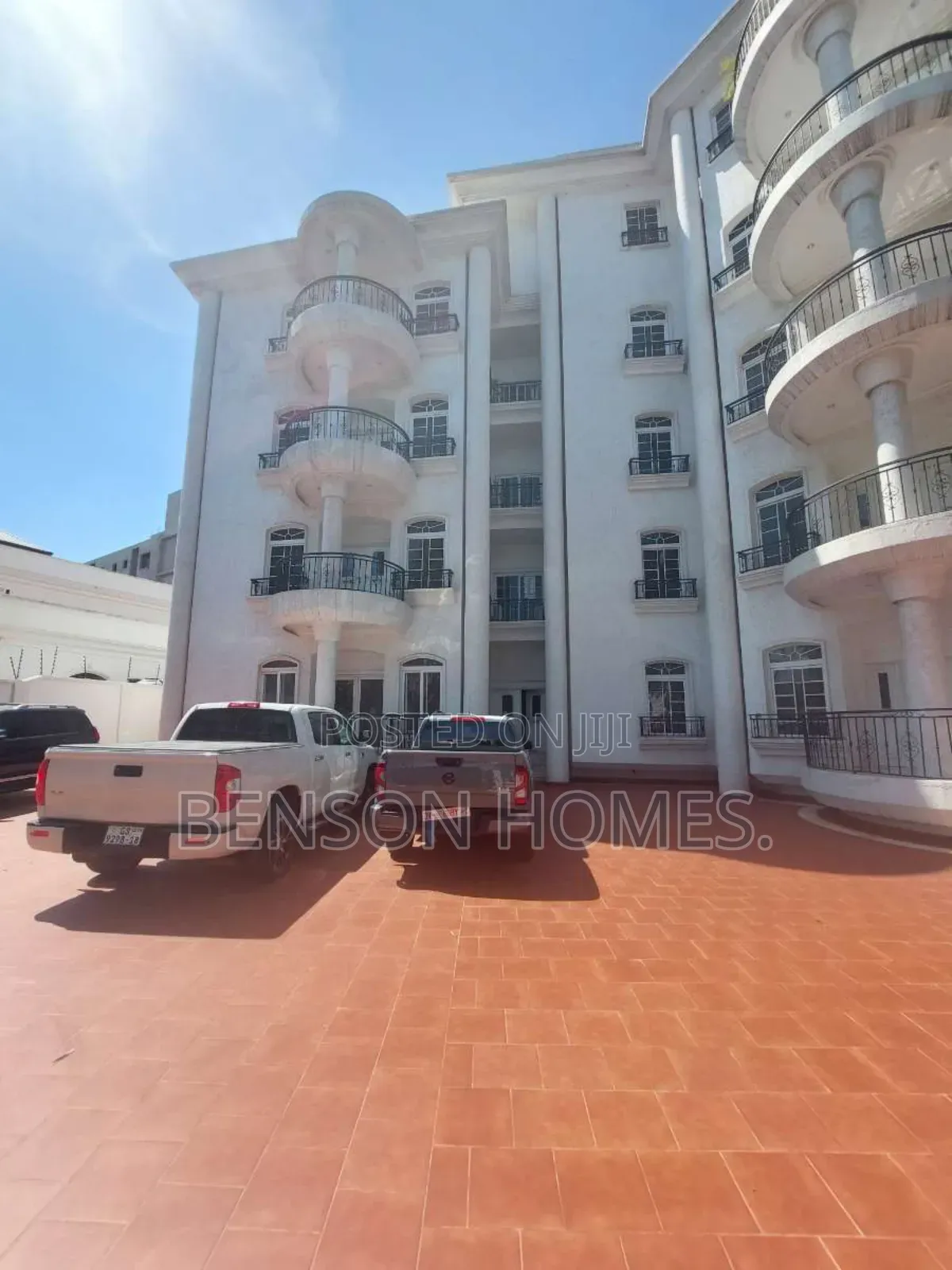 3bdrm Apartment in Codco Apartments, East Legon for sale