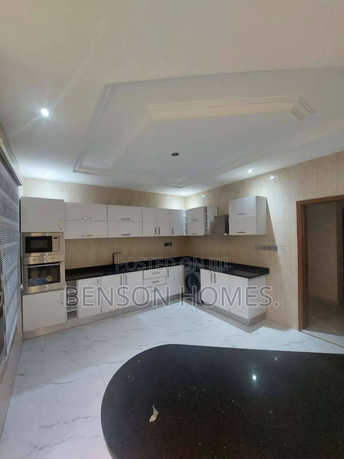 3bdrm Apartment in Codco Apartments, East Legon for sale