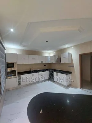 3bdrm Apartment in Codco Apartments, East Legon for sale