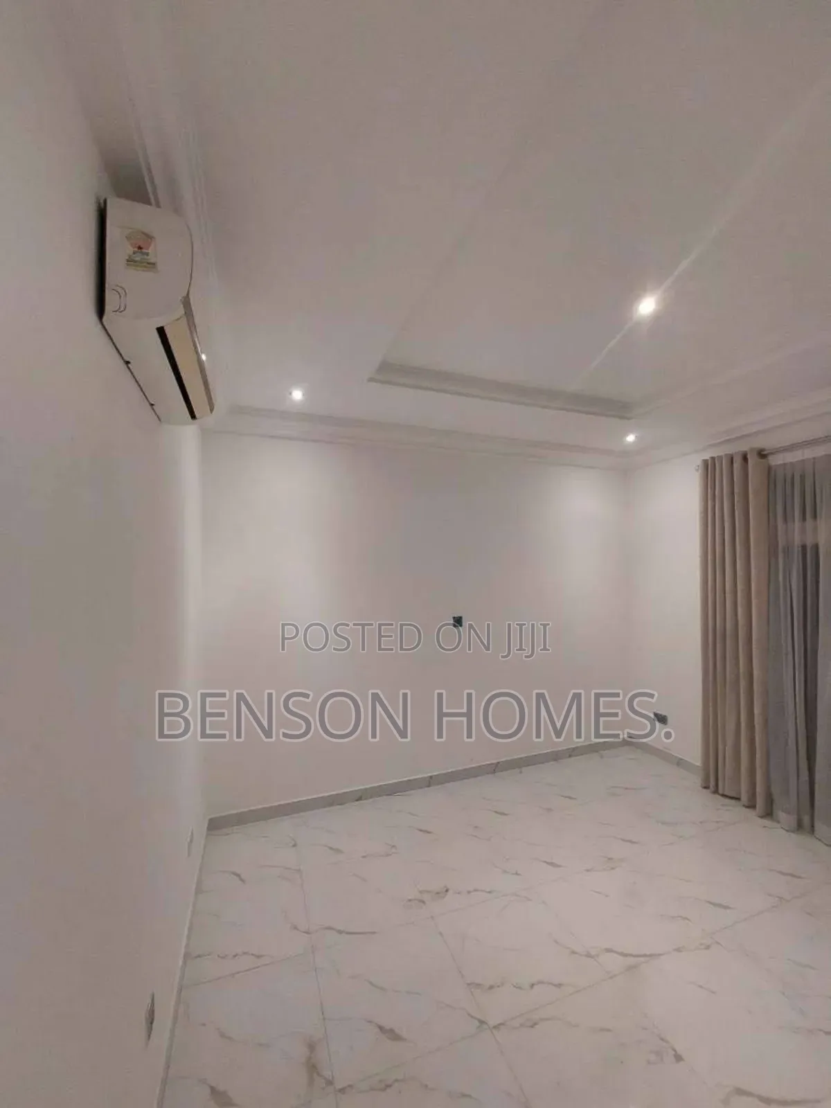 3bdrm Apartment in Codco Apartments, East Legon for sale