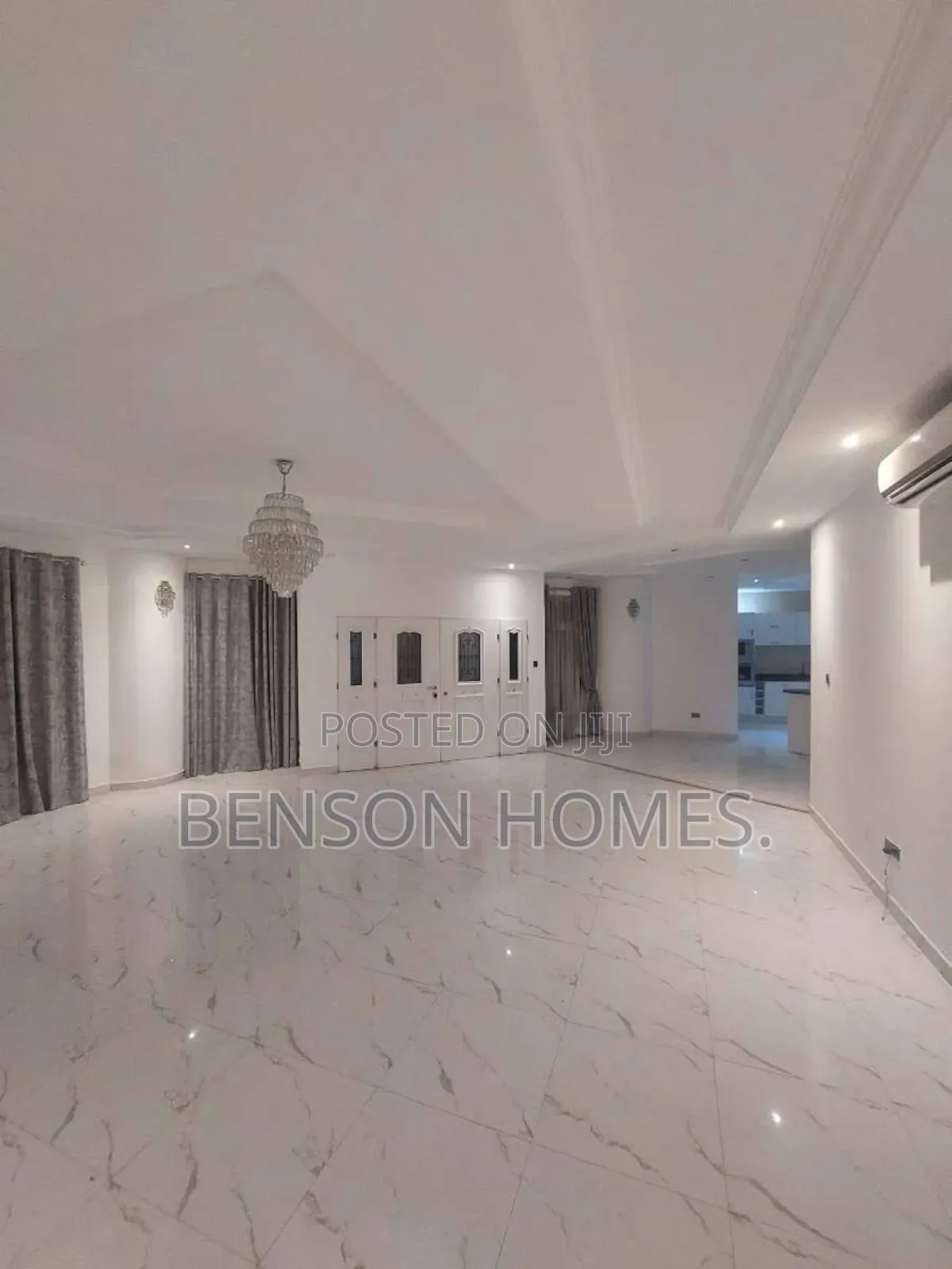 3bdrm Apartment in Codco Apartments, East Legon for sale