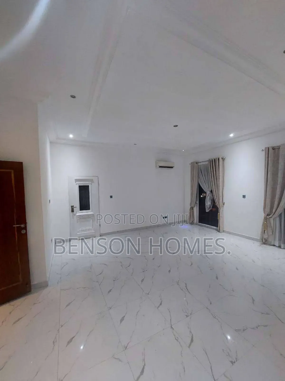 3bdrm Apartment in Codco Apartments, East Legon for sale