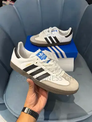 Adidas Samba Sneakers