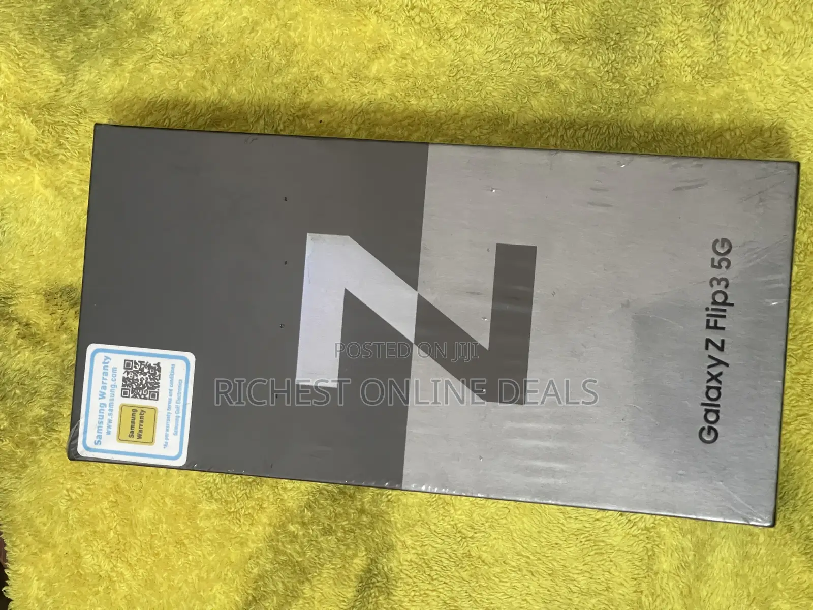 New Samsung Galaxy Z Flip 3 256 GB Yellow