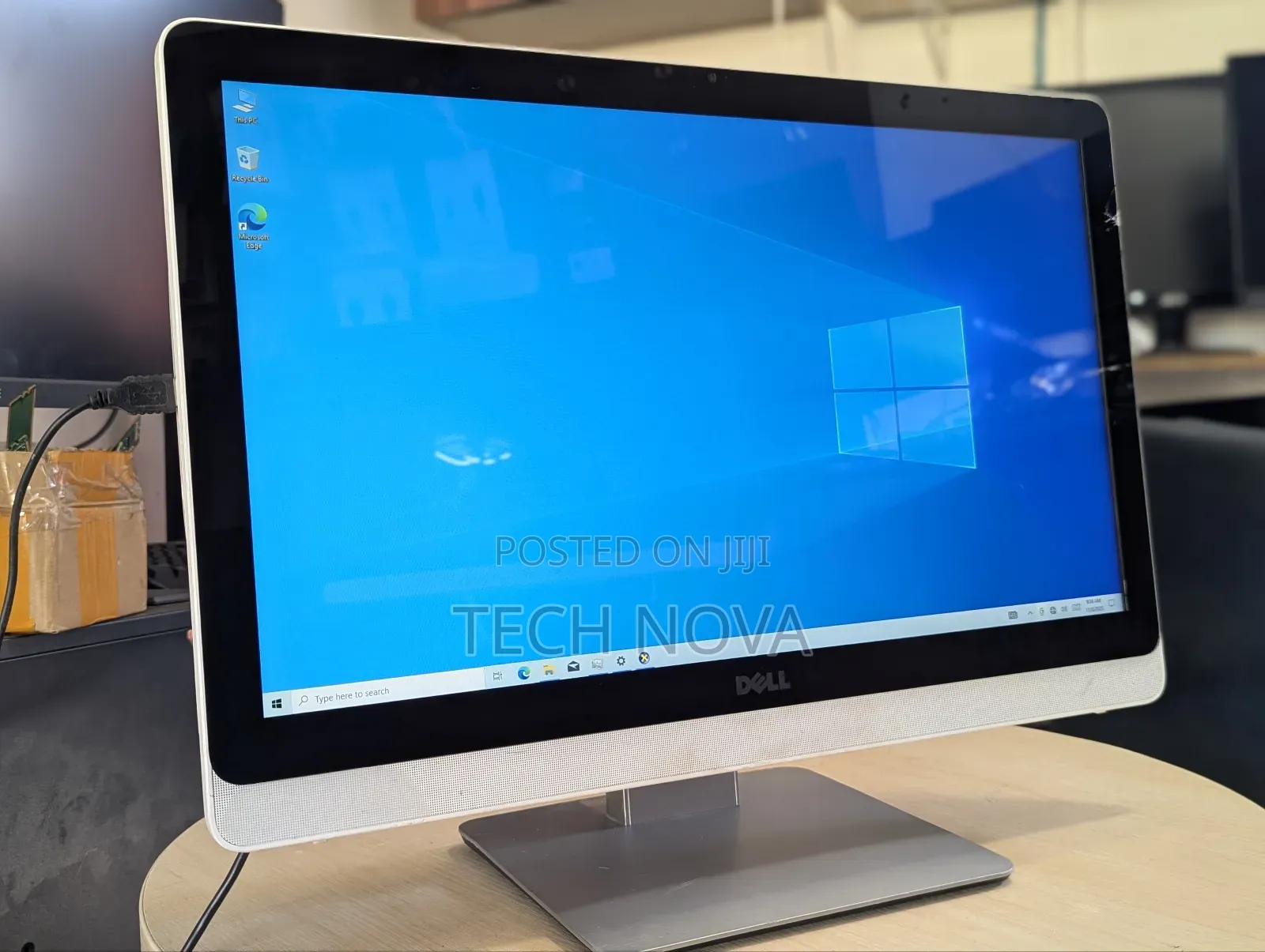Desktop Computer Dell Inspiron 24 5000 8GB AMD A8 HDD 1T