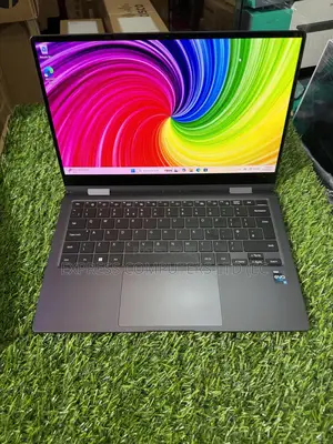 Laptop Samsung Galaxy Book4 16GB Intel Core I7 SSD 512GB