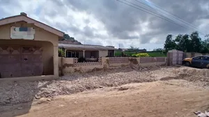 5bdrm House in Old Barrier for sale
