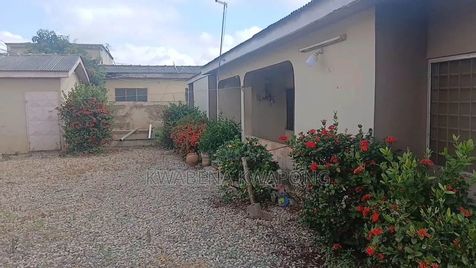 5bdrm House in Old Barrier for sale