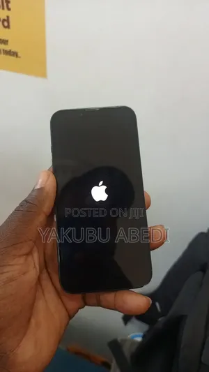 New Apple iPhone 13 128 GB Black