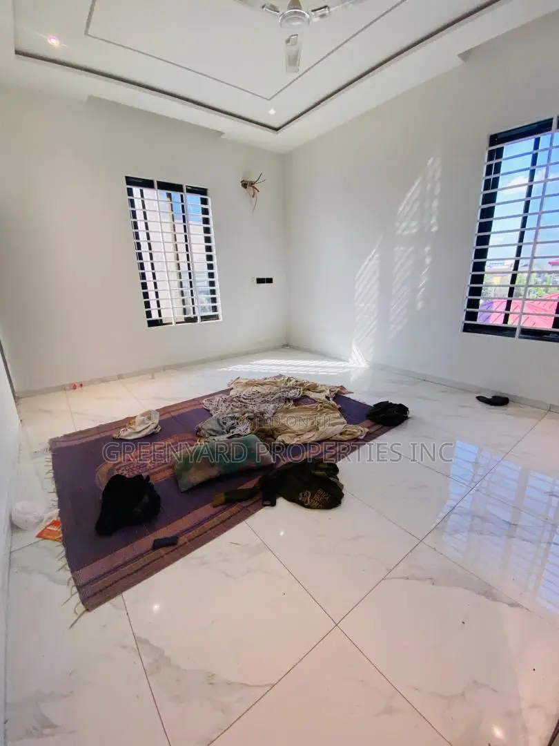 4bdrm House in Adjiringanor, East Legon for sale