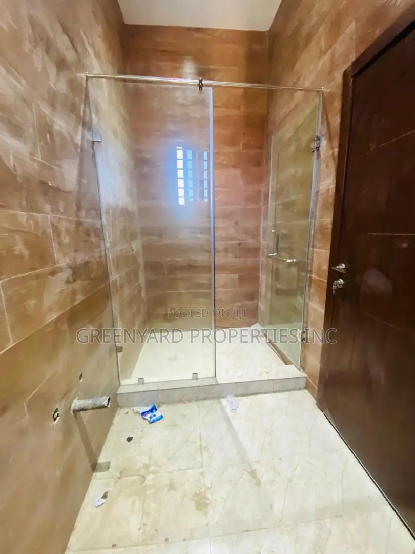 4bdrm House in Adjiringanor, East Legon for sale