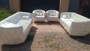 High Standard Luxury Brand New Cream Colour  Stylish Set Of Sofas