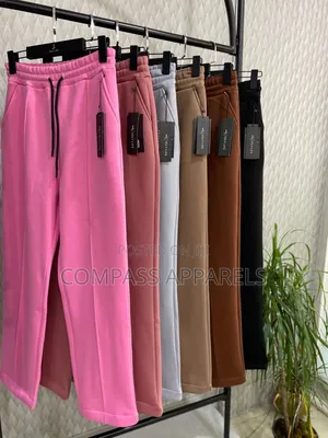 Sweatpants (Wide Bottom)