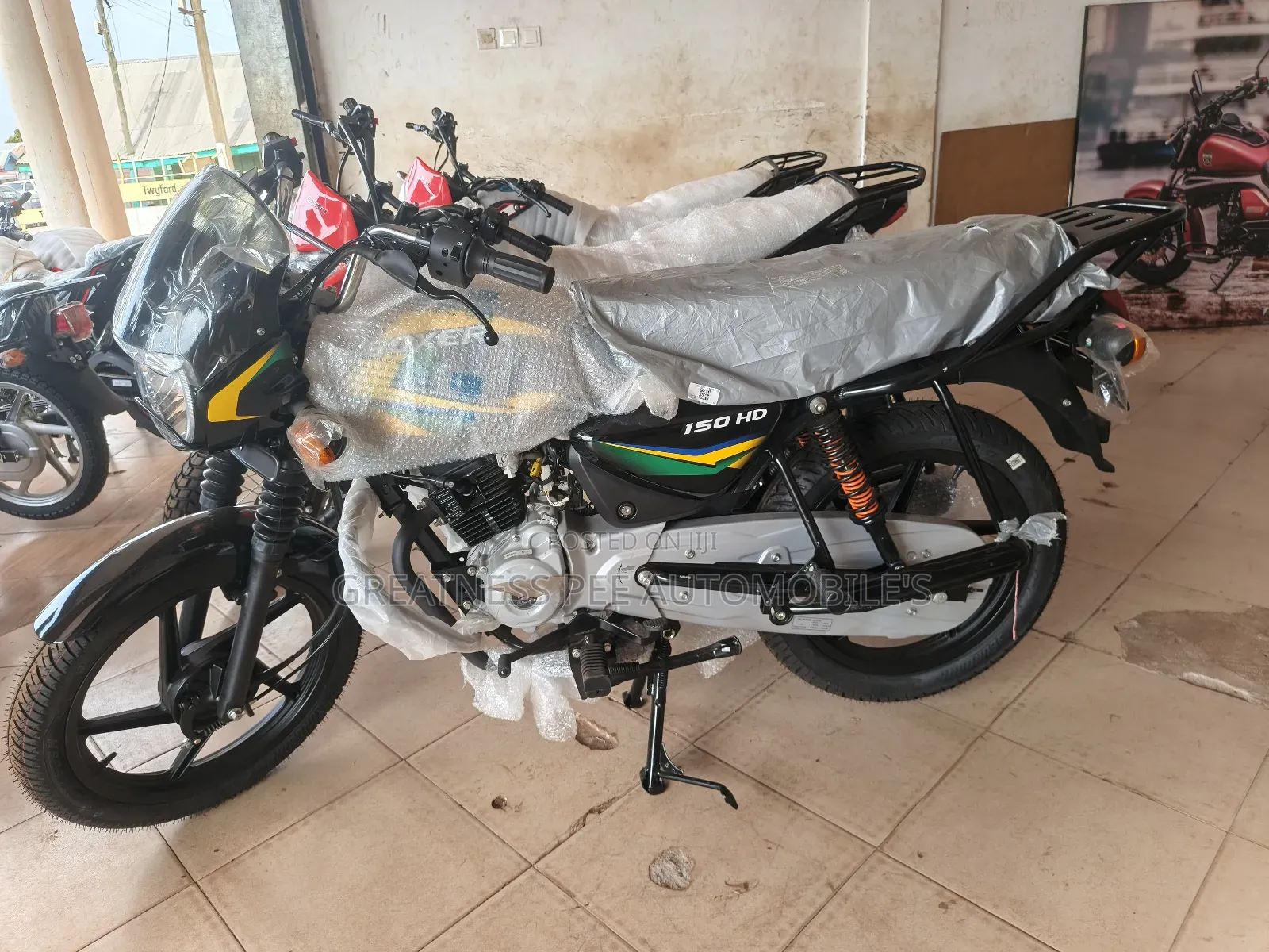 New Bajaj Boxer 150 UG 2025 Black