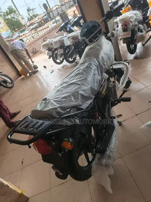 New Bajaj Boxer 150 UG 2025 Black