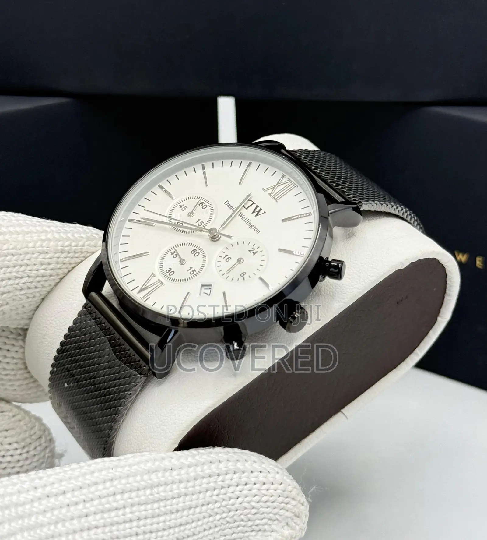 Daniel Wellington Classic Men’S Watch /  Quartz Movement Stainless