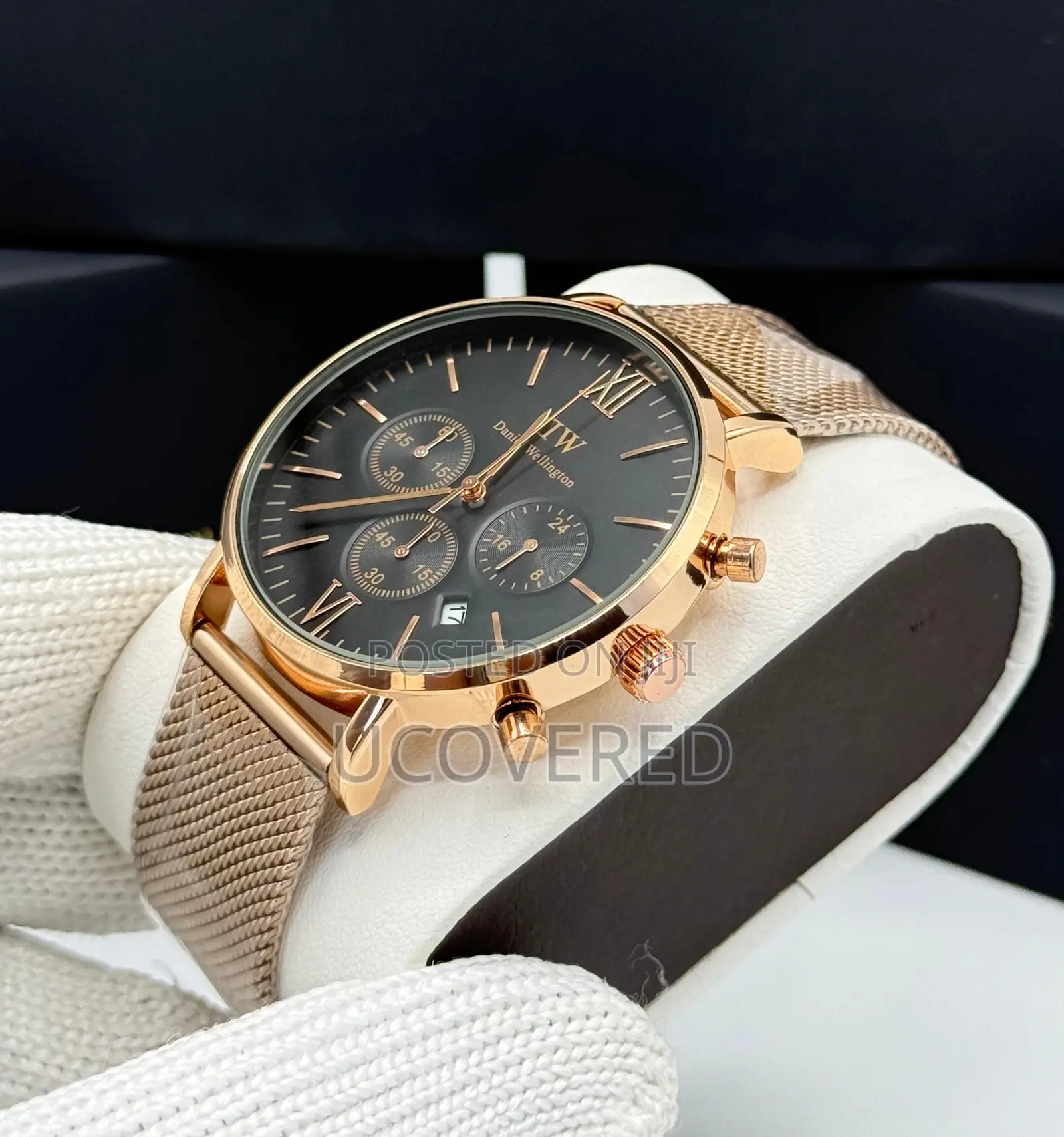 Daniel Wellington Classic Men’S Watch /  Quartz Movement Stainless