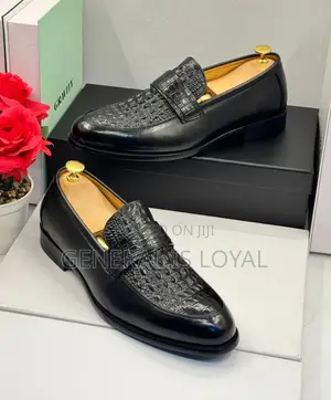 Gucci Crocs Top Leather Shoe