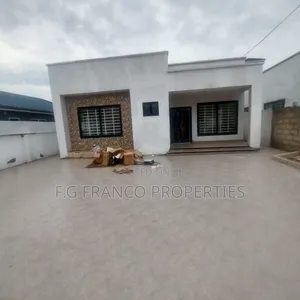 3bdrm House in Kg. Franco, Spintex for sale