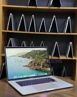 Laptop Apple MacBook Pro 2019 16GB Intel Core i9 SSD 1T
