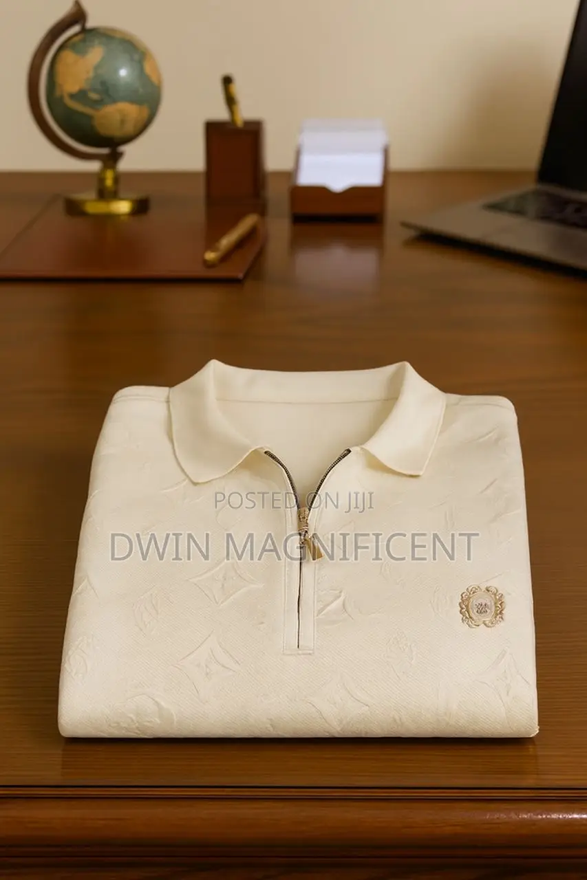 Quilted Polo Shirt With a Half-Zip Closure.