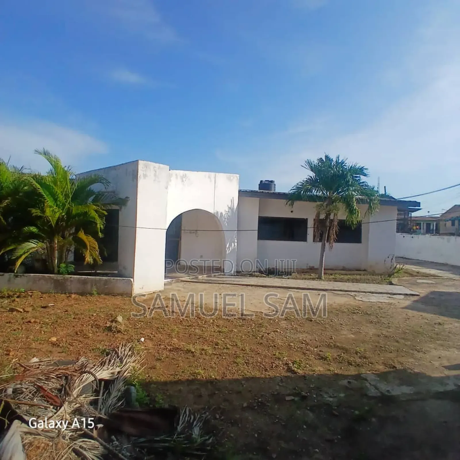 3bdrm House in Tema Community 8 for sale