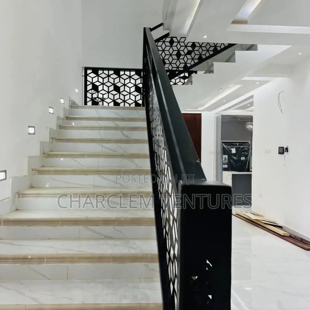 5bdrm House in Charclem Ventures, East Legon for sale