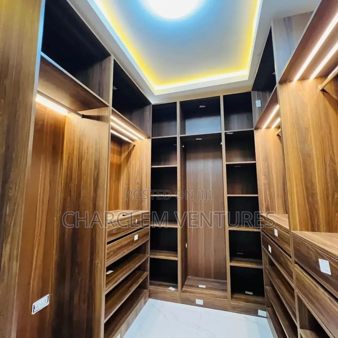 5bdrm House in Charclem Ventures, East Legon for sale