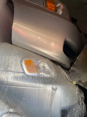 Toyota Corolla 2001-2003 Front Cut