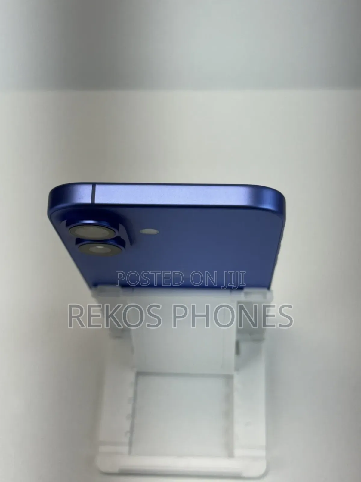 New Apple iPhone 16 128 GB Blue